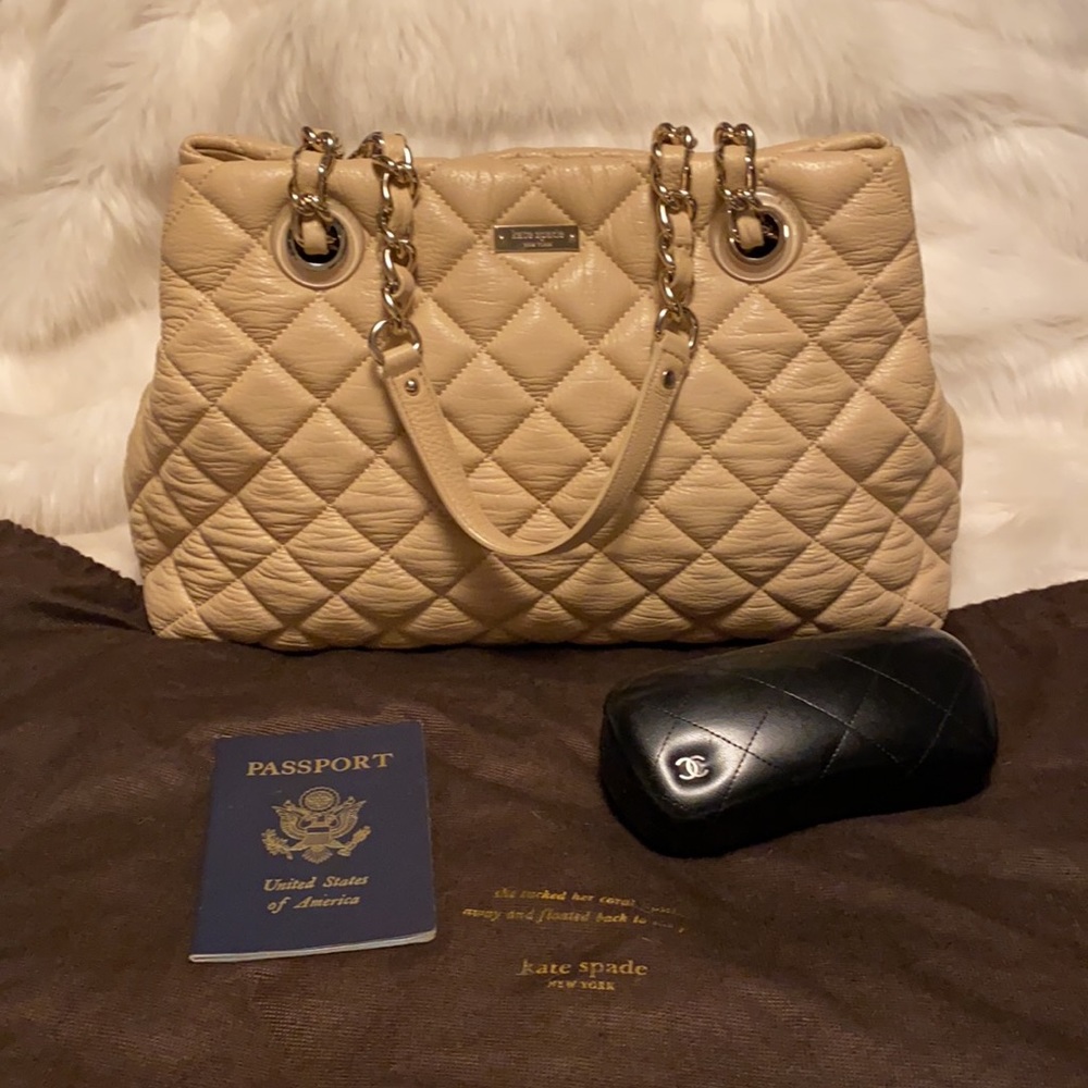 ♠️ Kate Spade ♠️ Quilted Shoulder Bag